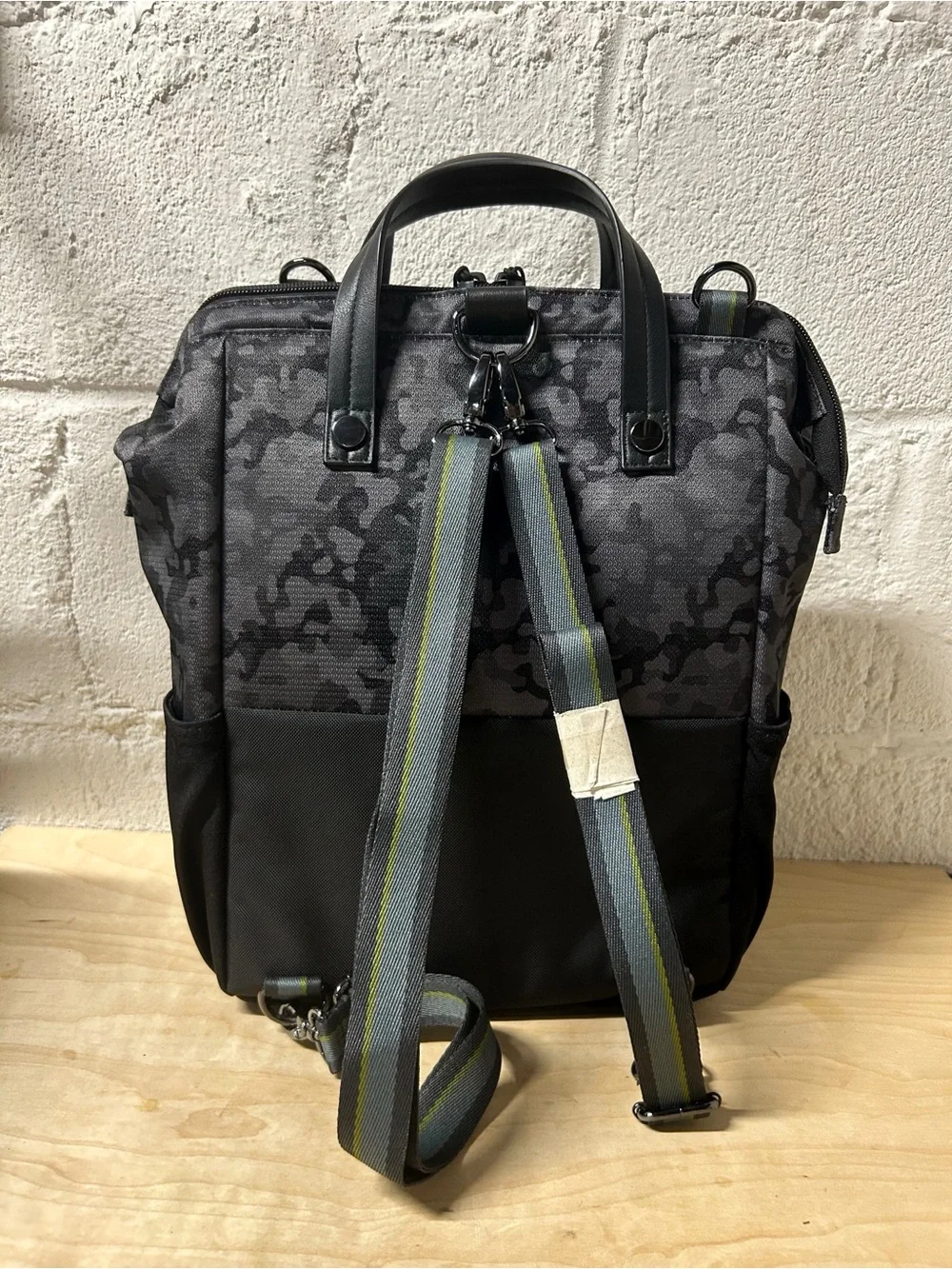 Sherpani Dispatch Women’s Black Camo Convertible Backpack Tote - Dream Camo NWOT